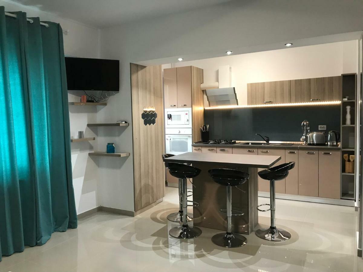 شقة Luxury Flat 9 Near Metro بوخارست المظهر الخارجي الصورة