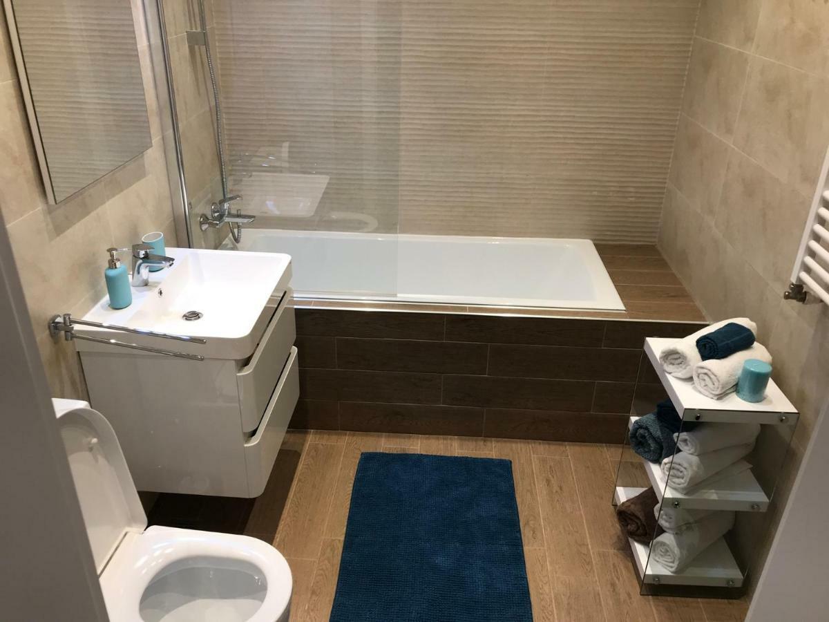 شقة Luxury Flat 9 Near Metro بوخارست المظهر الخارجي الصورة